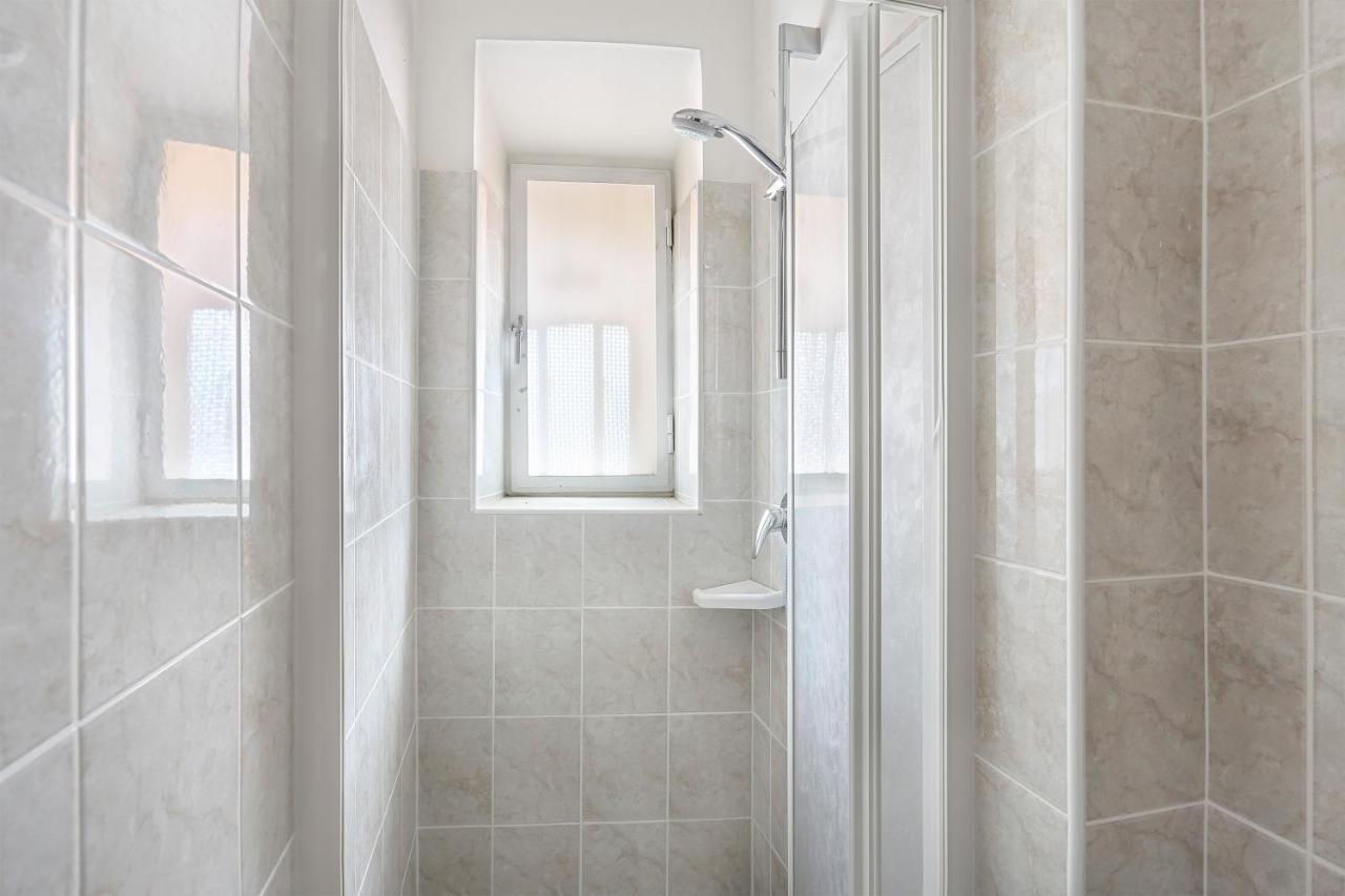 Apartamento Le Grazie In Superb Location *
