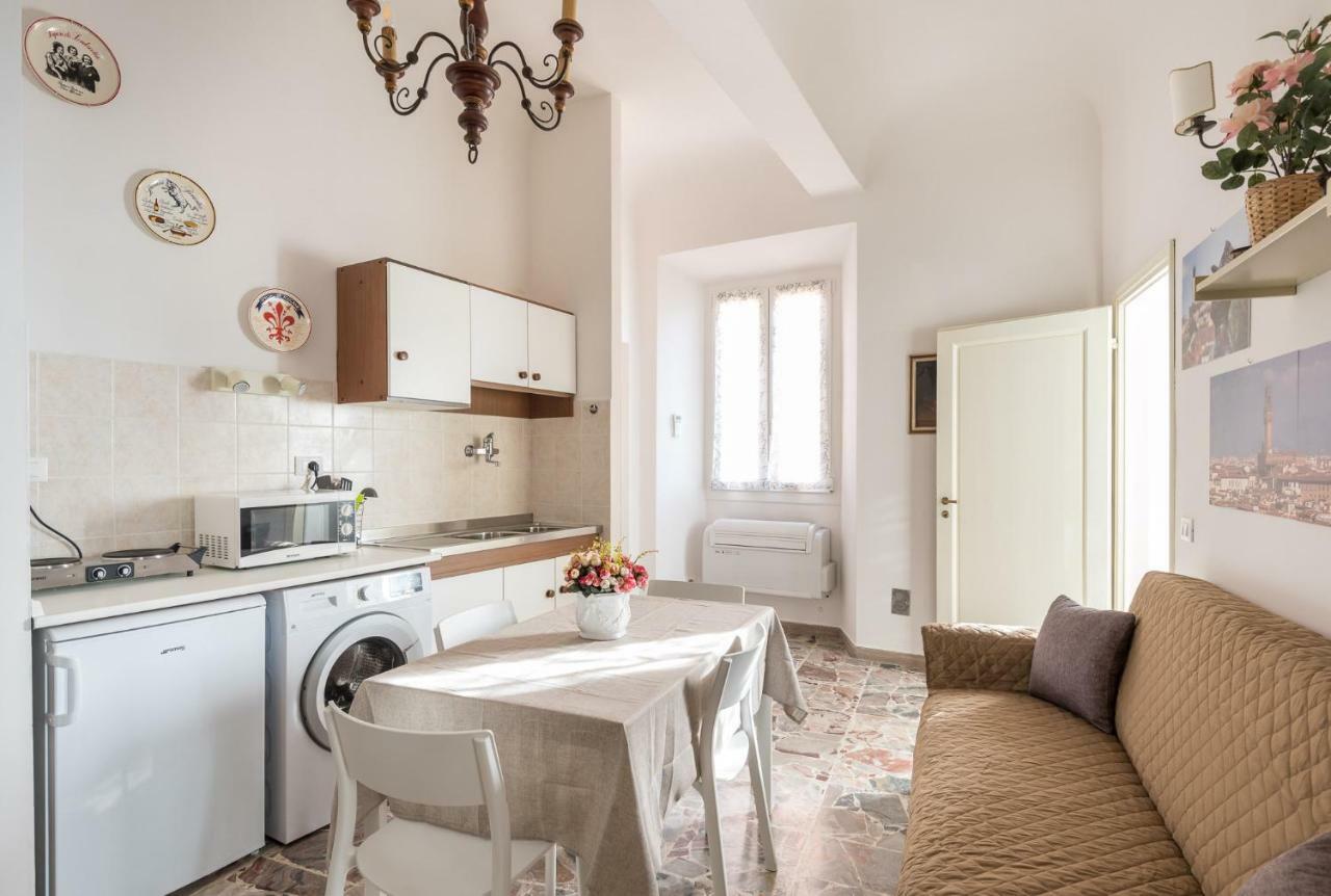 Le Grazie In Superb Location Apartamento *